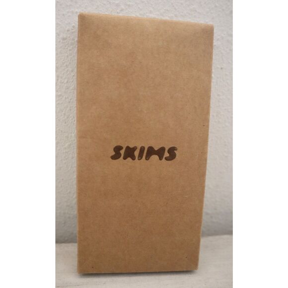 SKIMS Accessories - SKIMS Women's Sz Medium Umber/Dark Earthy Brown Everyday Mid Calf Socks